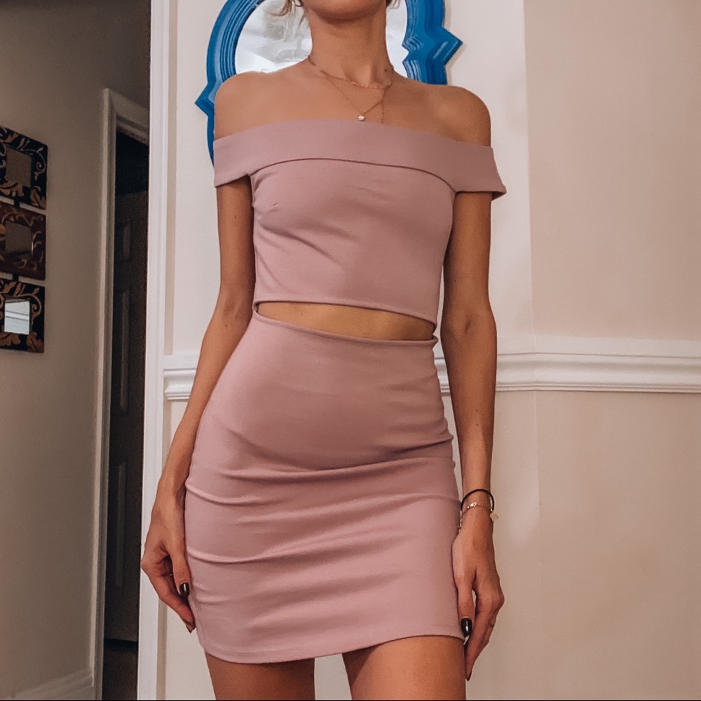 UBRAN OUTFITTERS MINI DRESS